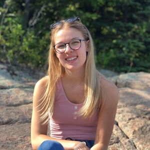 Meet your Posher, Alexandra